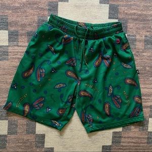 STUSSY GREEN PAISLEY PRINT MESH LINED BASKETBALL SHORTS